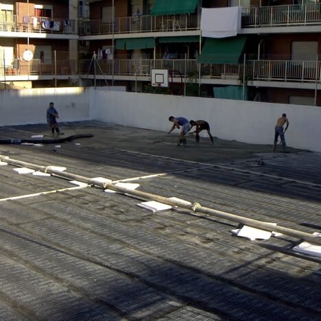 Impermeabilizacion de juntas de cubierta metalica de benidorm